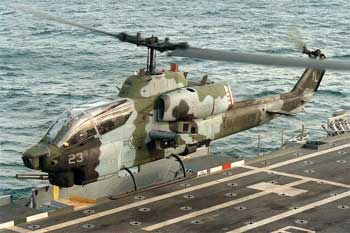 AH-1W Sea Cobra embarcado en el USS Saipan
