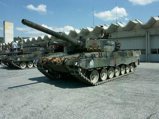 Leopard 2A4 (Pz 87)